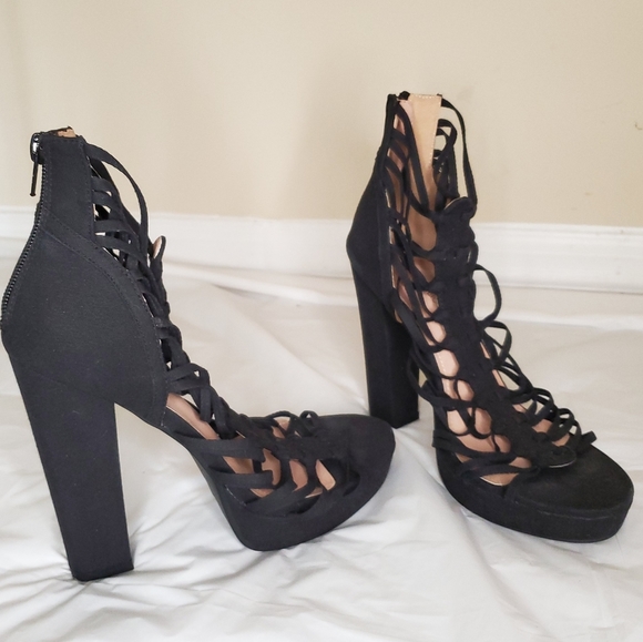 Black Caged heels - Picture 3 of 3